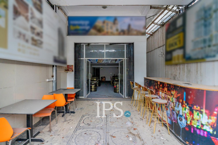 8 Bedroom Shophouse For Rent - Toul Tum Poung 1, Phnom Penh