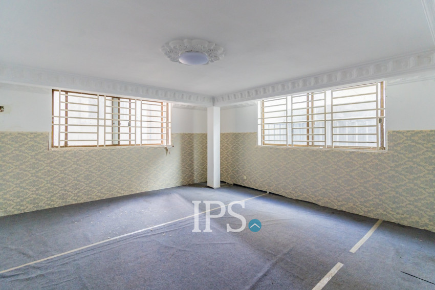 8 Bedroom Shophouse For Rent - Toul Tum Poung 1, Phnom Penh