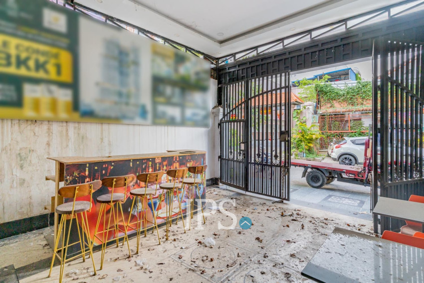 8 Bedroom Shophouse For Rent - Toul Tum Poung 1, Phnom Penh