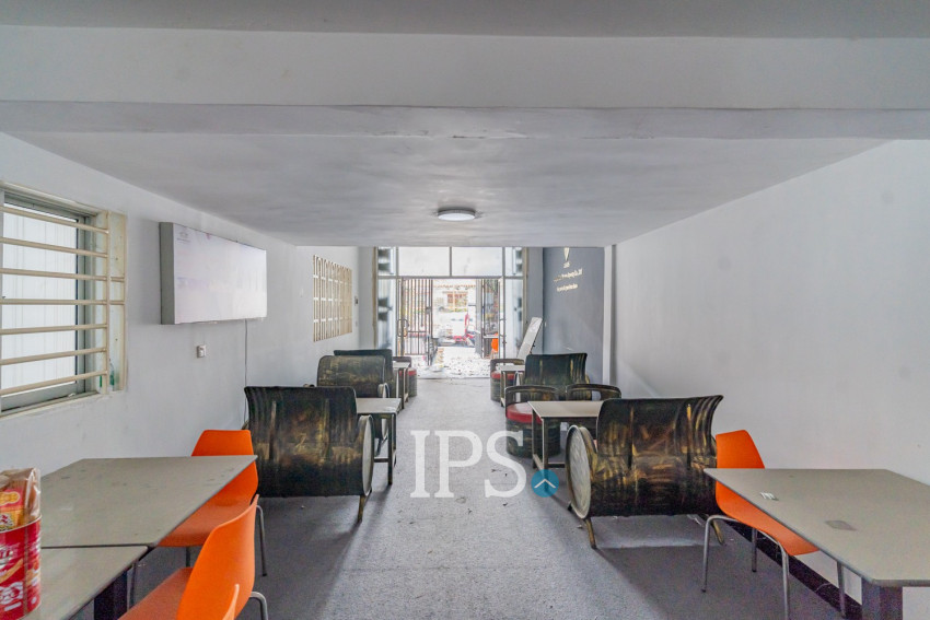 8 Bedroom Shophouse For Rent - Toul Tum Poung 1, Phnom Penh