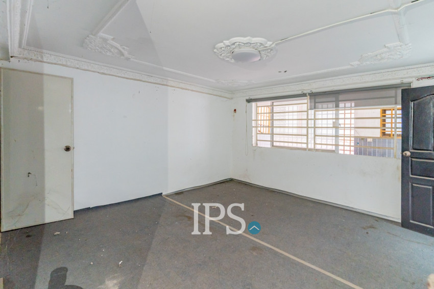 8 Bedroom Shophouse For Rent - Toul Tum Poung 1, Phnom Penh