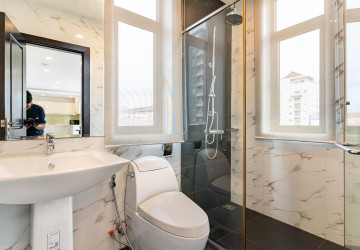 2 Bedroom Serviced Apartment  For Rent - Wat Phnom, Phnom Penh thumbnail