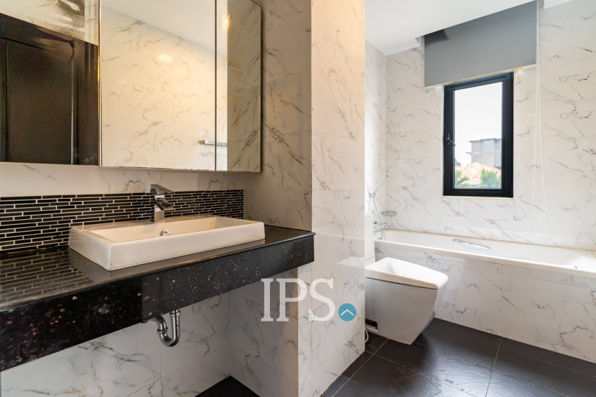 2 Bedroom Serviced Apartment  For Rent - Wat Phnom, Phnom Penh