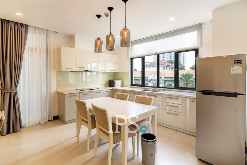 2 Bedroom Serviced Apartment  For Rent - Wat Phnom, Phnom Penh