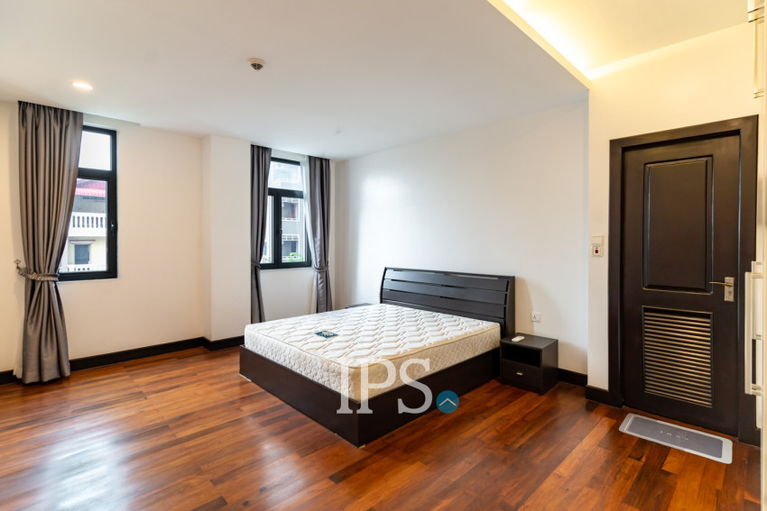 2 Bedroom Serviced Apartment  For Rent - Wat Phnom, Phnom Penh