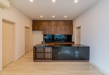 5 Bedroom Villa For Rent - Borey The Palms, Veal Sbov, Phnom Penh thumbnail