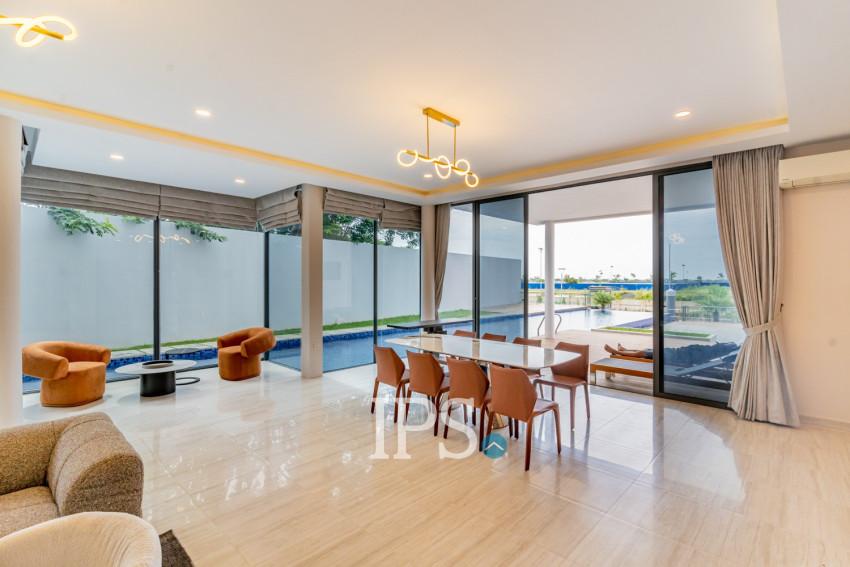 5 Bedroom Villa For Rent - Borey The Palms, Veal Sbov, Phnom Penh
