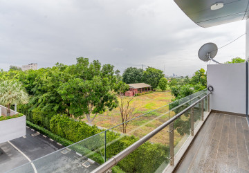5 Bedroom Villa For Rent - Borey The Palms, Veal Sbov, Phnom Penh thumbnail