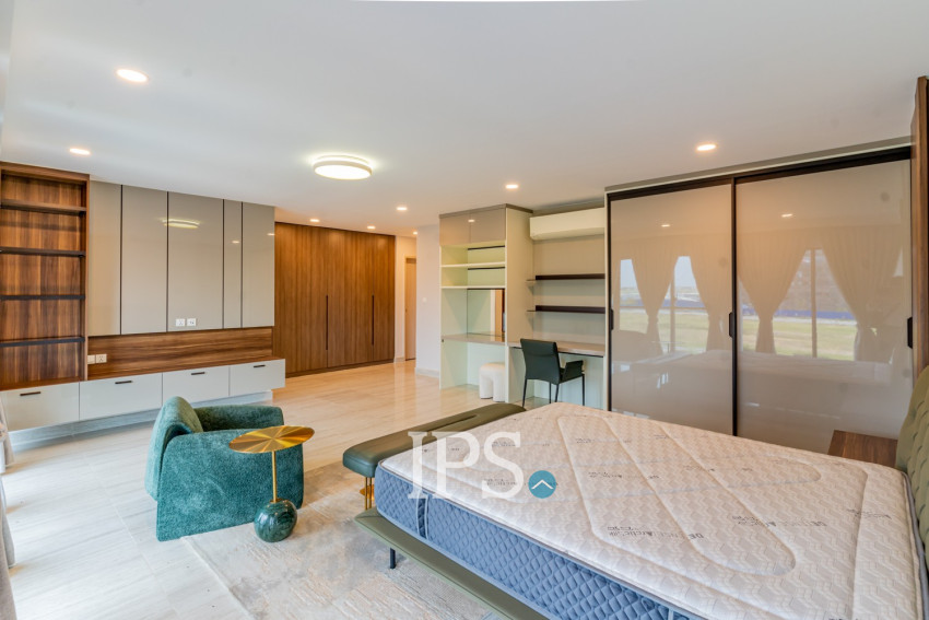 5 Bedroom Villa For Rent - Borey The Palms, Veal Sbov, Phnom Penh