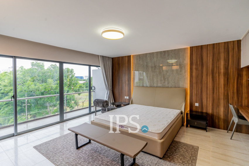 5 Bedroom Villa For Rent - Borey The Palms, Veal Sbov, Phnom Penh