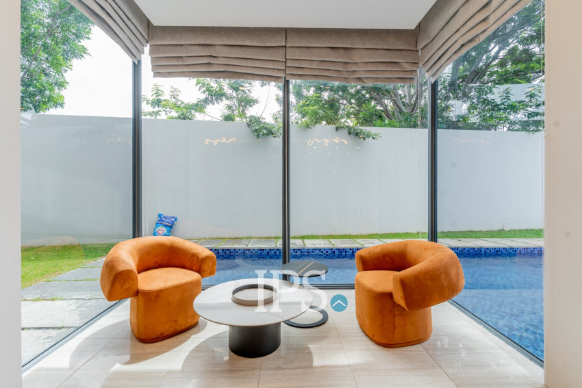 5 Bedroom Villa For Rent - Borey The Palms, Veal Sbov, Phnom Penh
