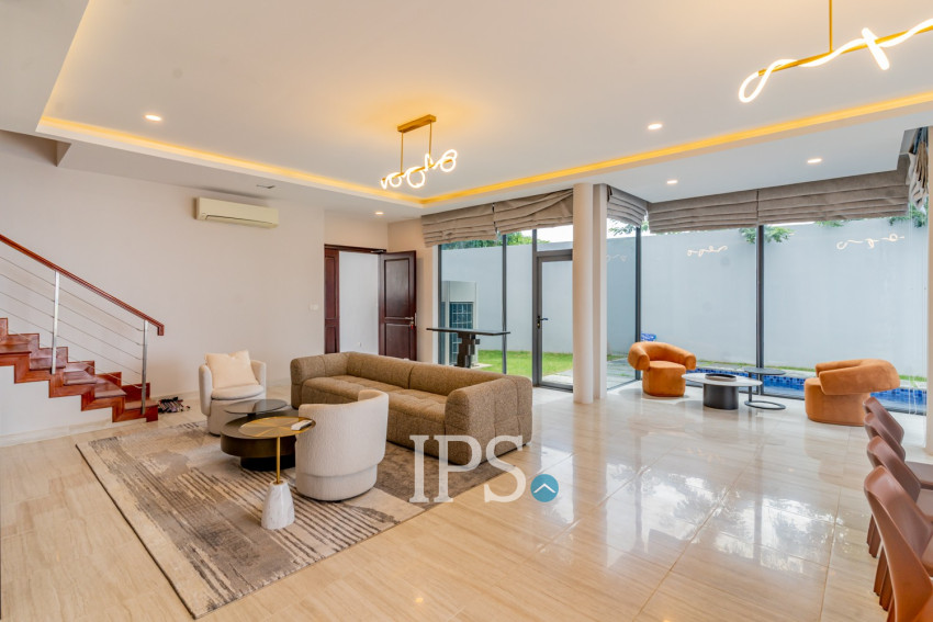 5 Bedroom Villa For Rent - Borey The Palms, Veal Sbov, Phnom Penh