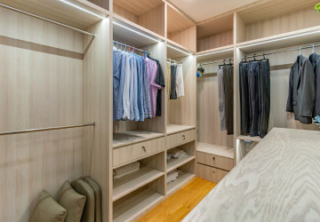 1 Bedroom Condo For Sale - The Penthouse , Tonle Bassac, Phnom Penh thumbnail