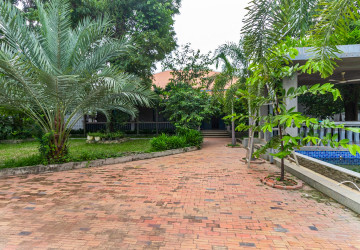 8 Bedroom Villa For Rent - Svay Dangkum, Siem Reap thumbnail