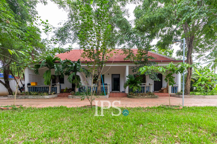 8 Bedroom Villa For Rent - Svay Dangkum, Siem Reap