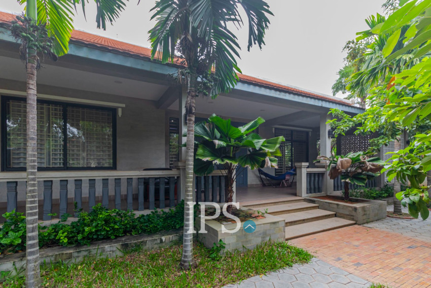 8 Bedroom Villa For Rent - Svay Dangkum, Siem Reap