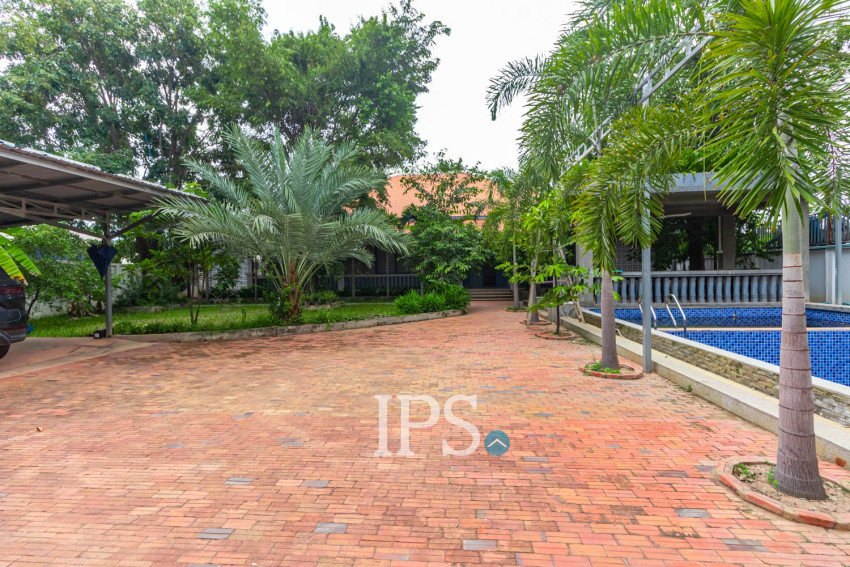 8 Bedroom Villa For Rent - Svay Dangkum, Siem Reap