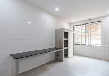 8 Bedroom Villa For Rent - Svay Dangkum, Siem Reap thumbnail