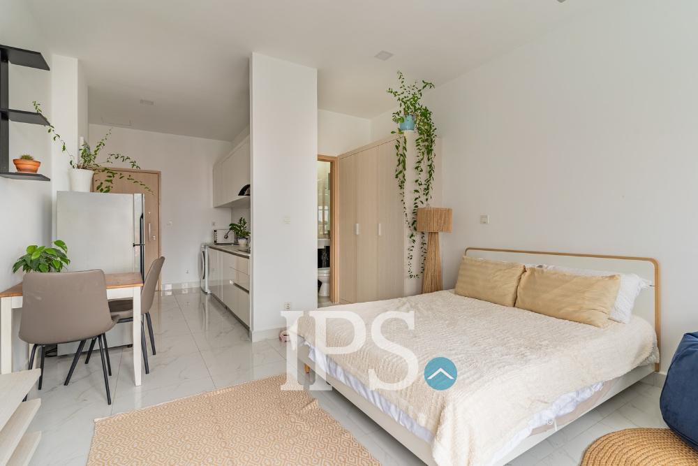 6th Floor 49sqm Studio Condo For Sale – PS Crystal Condo