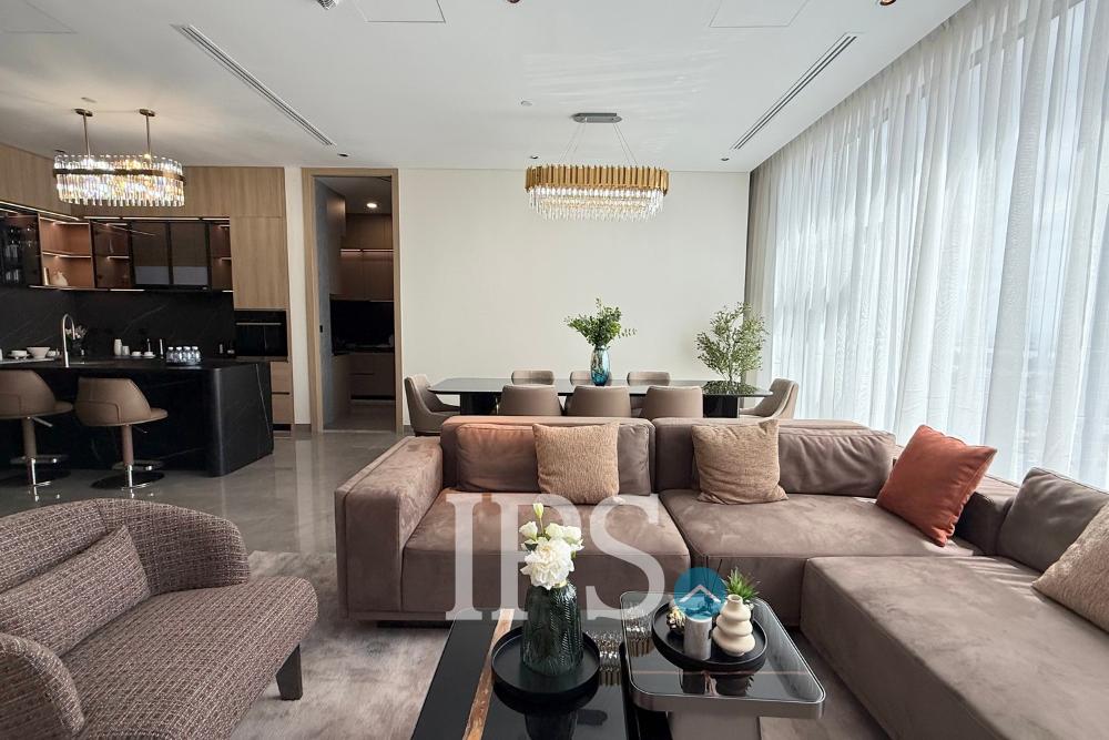 33rd Floor Premium Residence 3 Bedroom Condo For Sale - UC88, BKK1, Phnom Penh - Image 3