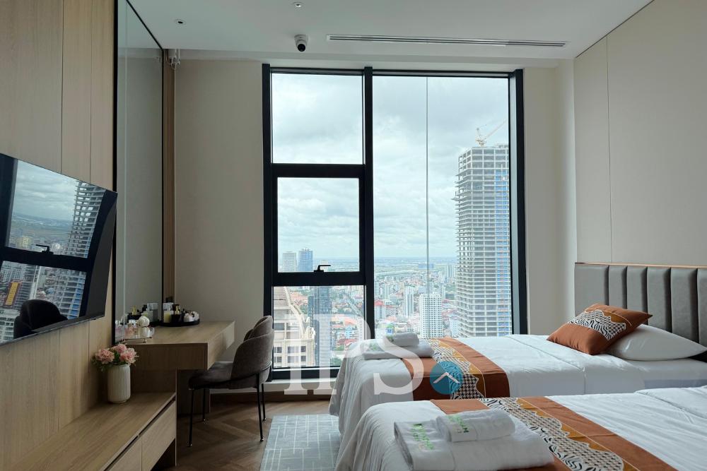 33rd Floor Premium Residence 3 Bedroom Condo For Sale - UC88, BKK1, Phnom Penh - Image 14