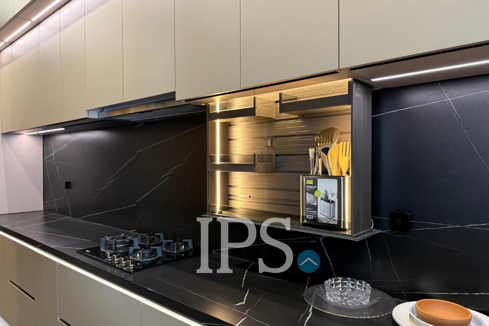 33rd Floor Premium Residence 3 Bedroom Condo For Sale - UC88, BKK1, Phnom Penh - Image 20