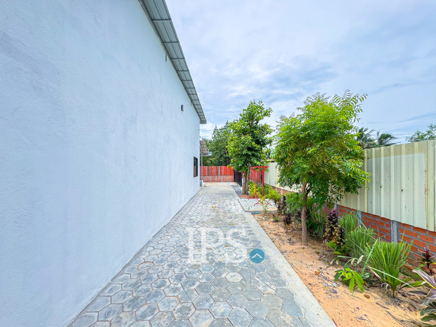 1 Bedroom House For Rent - Sambuor, Siem Reap