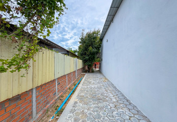 1 Bedroom House For Rent - Sambuor, Siem Reap thumbnail