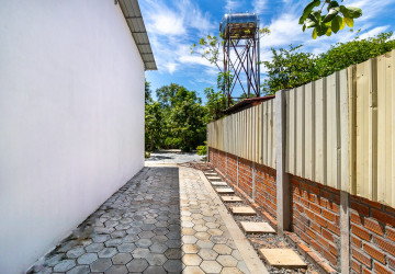 1 Bedroom House For Rent - Sambuor, Siem Reap thumbnail