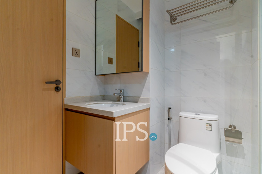 1 Bedroom Condo For Rent - Le Conde, BKK1, Phnom Penh