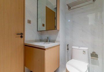 1 Bedroom Condo For Rent - Le Conde, BKK1, Phnom Penh thumbnail