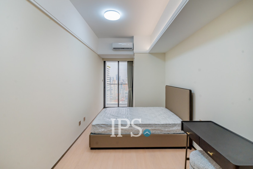 1 Bedroom Condo For Rent - Le Conde, BKK1, Phnom Penh