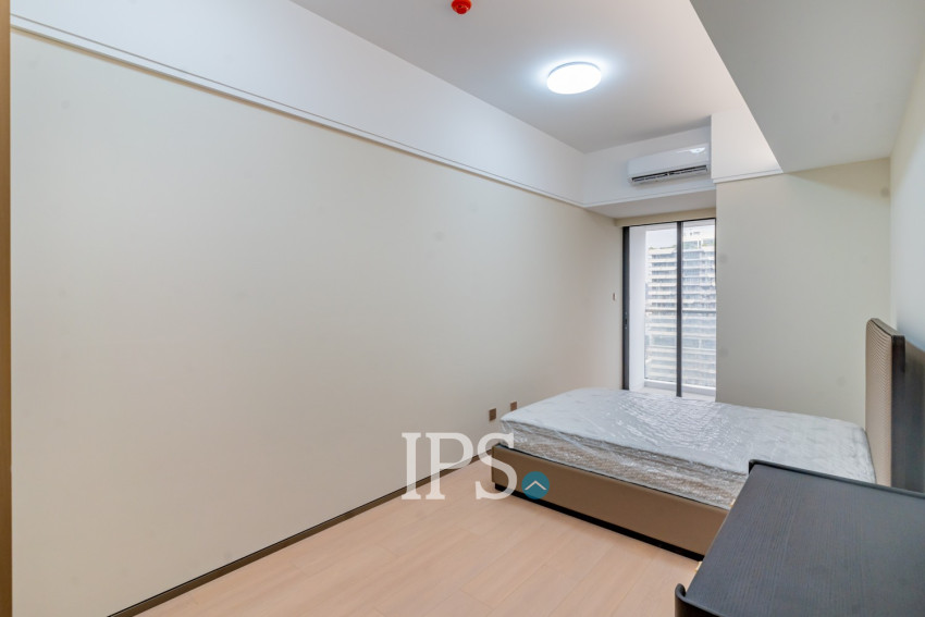 1 Bedroom Condo For Rent - Le Conde, BKK1, Phnom Penh