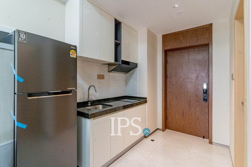 1 Bedroom Condo For Rent - Le Conde, BKK1, Phnom Penh