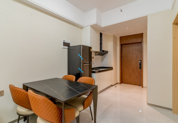 1 Bedroom Condo For Rent - Le Conde, BKK1, Phnom Penh thumbnail