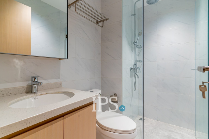 2 Bedroom Condo For Rent - Le Conde, BKK1, Phnom Penh