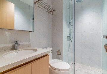 2 Bedroom Condo For Rent - Le Conde, BKK1, Phnom Penh thumbnail