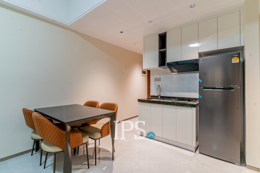 2 Bedroom Condo For Rent - Le Conde, BKK1, Phnom Penh