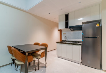 2 Bedroom Condo For Rent - Le Conde, BKK1, Phnom Penh thumbnail