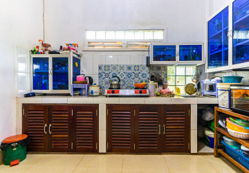 1 Bedroom House For Rent - Sangkat Siem Reap, Siem Reap thumbnail