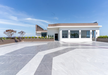 16th Floor Loft 1 Bedroom Condo For Sale - L Tower, Beoung Tumpun 2, Phnom Penh thumbnail