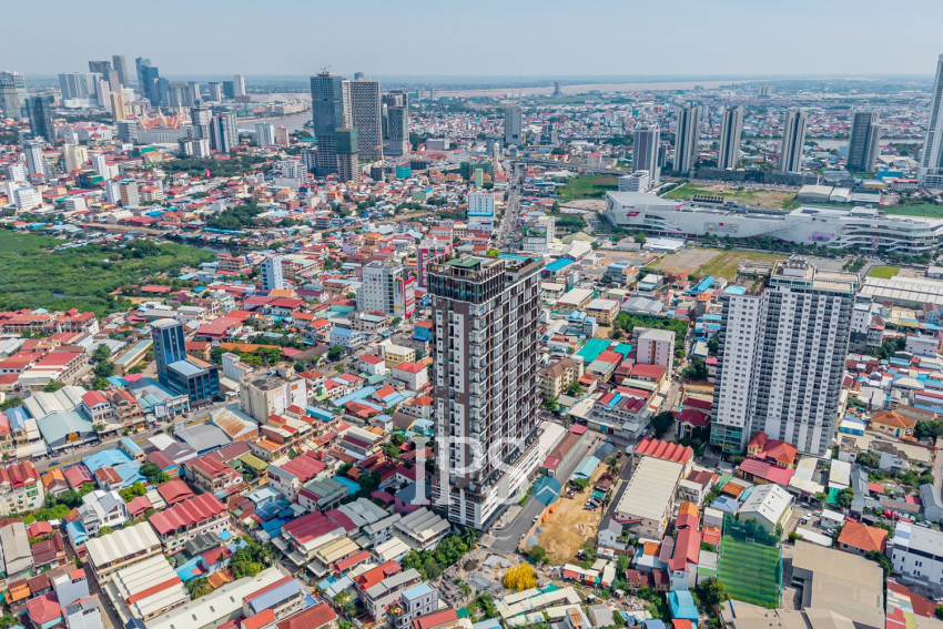 16th Floor Loft 1 Bedroom Condo For Sale - L Tower, Beoung Tumpun 2, Phnom Penh