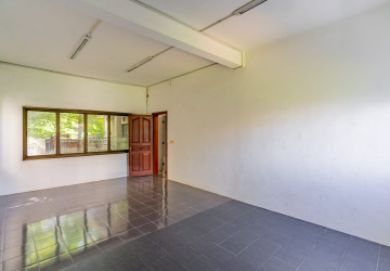 1,193 Sqm Commercial Space For Rent - Tonle Bassac, Phnom Penh thumbnail