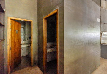 1,193 Sqm Commercial Space For Rent - Tonle Bassac, Phnom Penh thumbnail