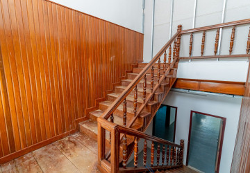 1,193 Sqm Commercial Space For Rent - Tonle Bassac, Phnom Penh thumbnail