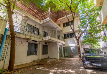 1,193 Sqm Commercial Space For Rent - Tonle Bassac, Phnom Penh thumbnail