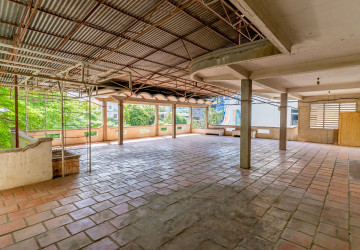 1,193 Sqm Commercial Space For Rent - Tonle Bassac, Phnom Penh thumbnail