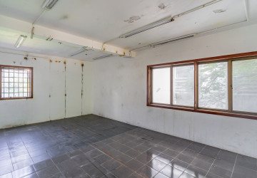 1,193 Sqm Commercial Space For Rent - Tonle Bassac, Phnom Penh thumbnail