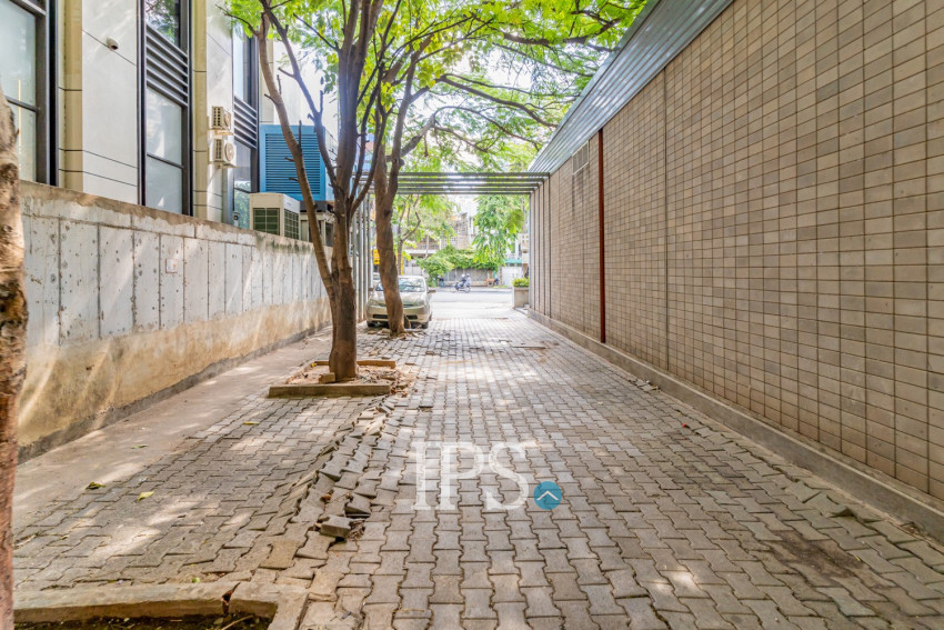 1,193 Sqm Commercial Space For Rent - Tonle Bassac, Phnom Penh