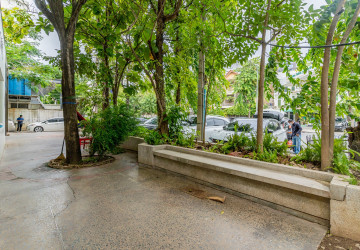 1,193 Sqm Commercial Space For Rent - Tonle Bassac, Phnom Penh thumbnail